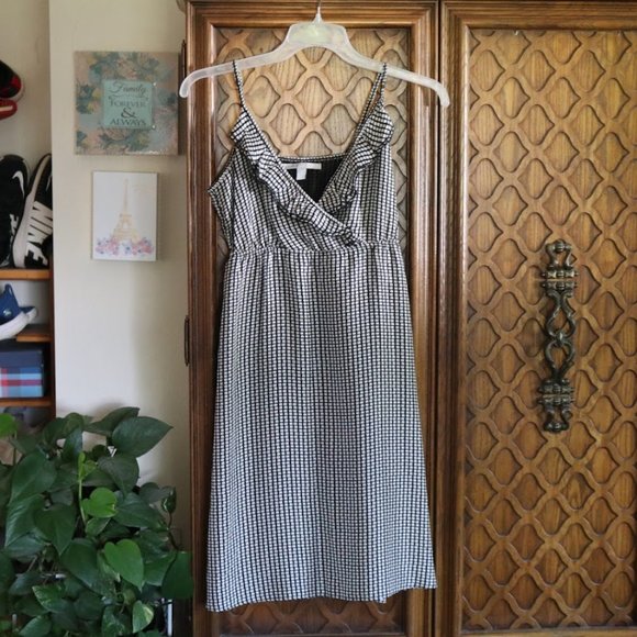 Old Navy Silk Dress with Ruffle Neck Style #582411- Black/ White, size S - Picture 2 of 16